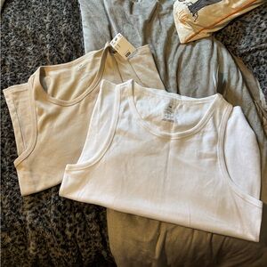 Set of 2 H&M Tank Tops in White & Cream NWT